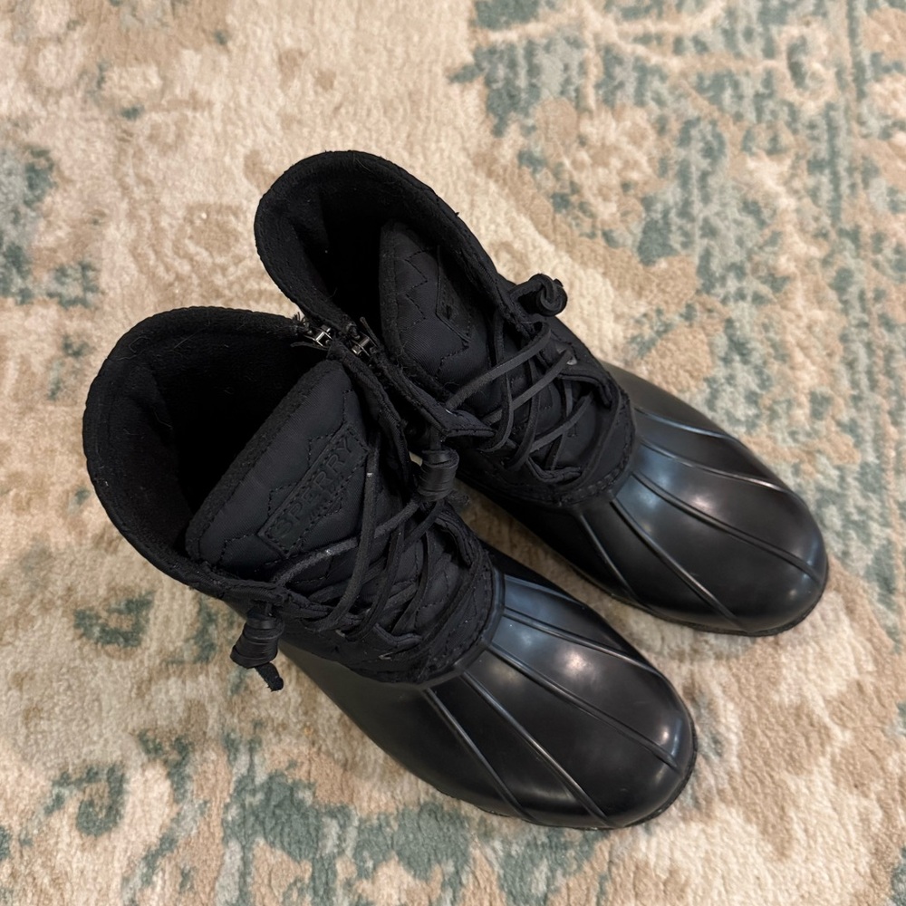 Sperry Women’s Quilted Duck Boots Black Waterproof Rain Boots Size 8